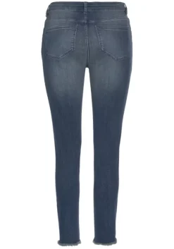 Destroyed-Jeans