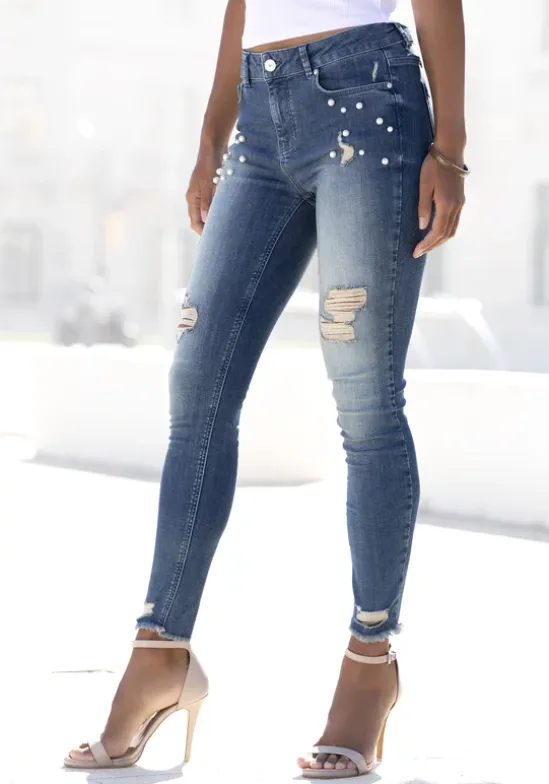 Destroyed-Jeans