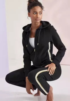 Kapuzensweatjacke
