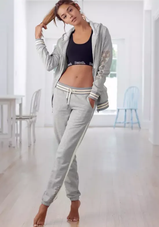 Kapuzensweatjacke