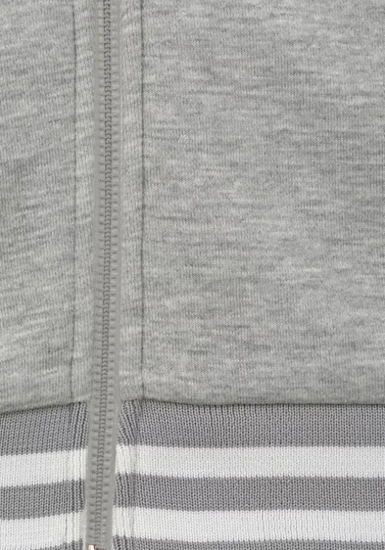Kapuzensweatjacke