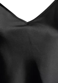 Neglige