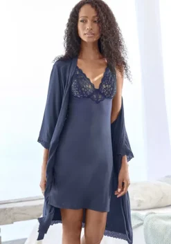 Neglige