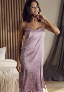 Neglige