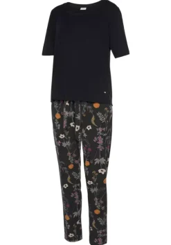 Pyjama