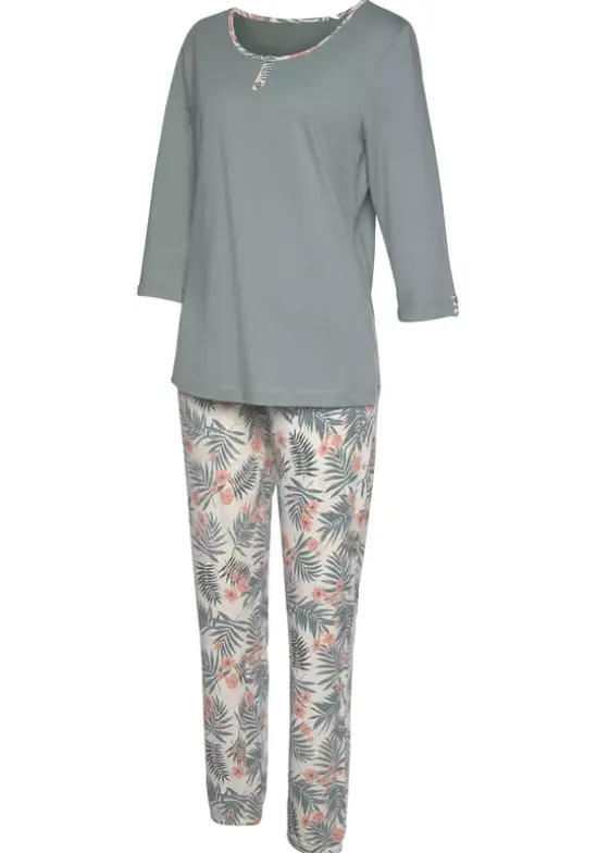 Pyjama