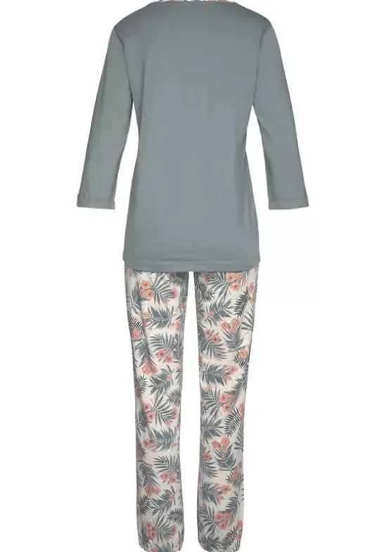 Pyjama