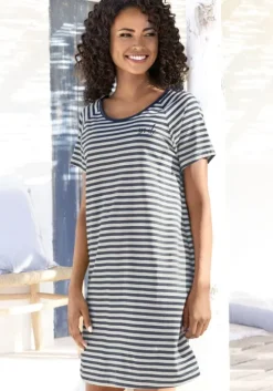 Sleepshirt