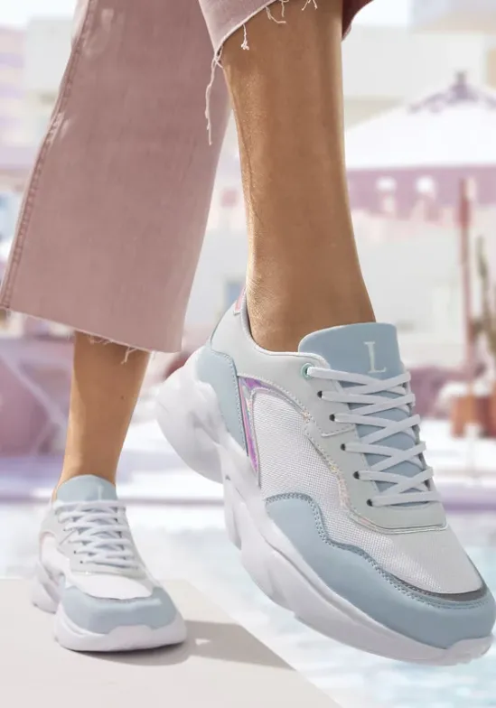 Sneaker