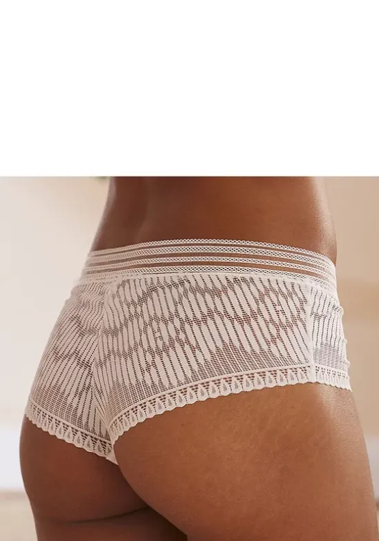 Stringpanty