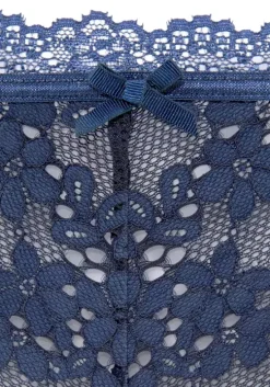 Stringpanty